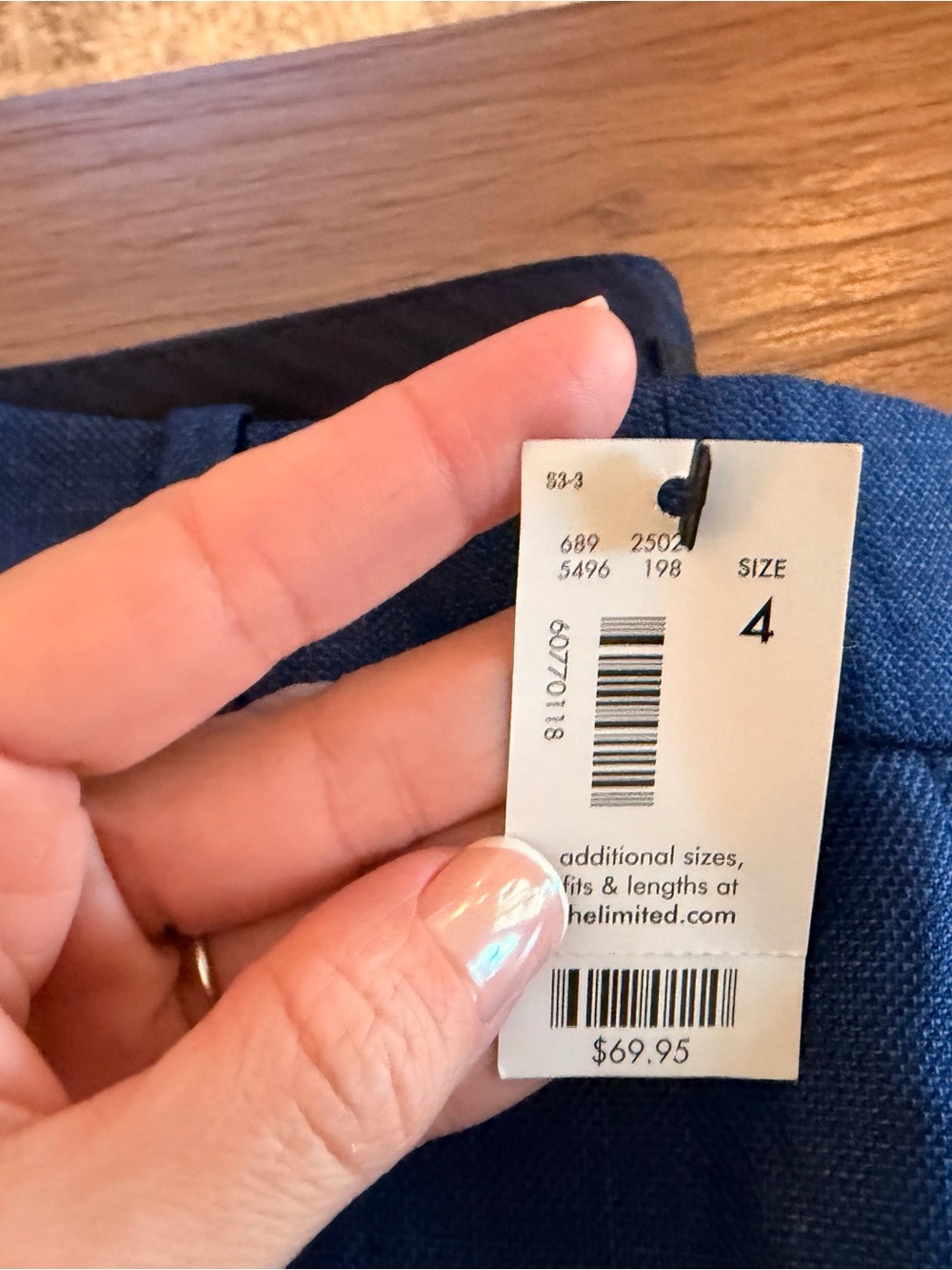 NWT Women's Size 4 The limited 100% Linen Navy Blue Pants Flat Front Casual - Picture 3 of 8